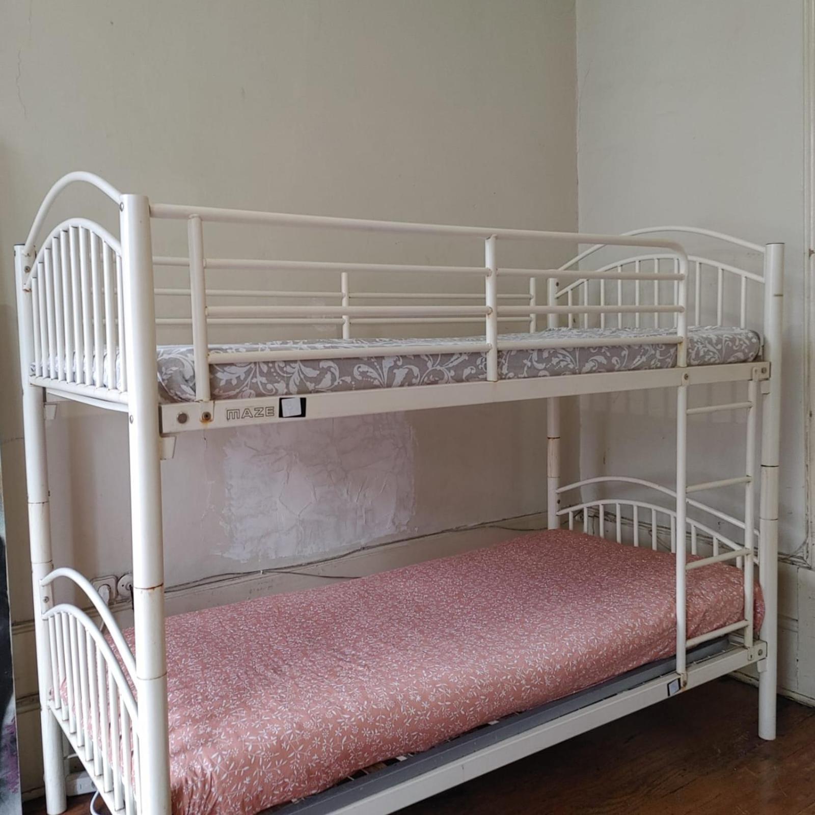 Dans L'Atelier Hostel Unidade Porta Nova บรากา ภายนอก รูปภาพ
